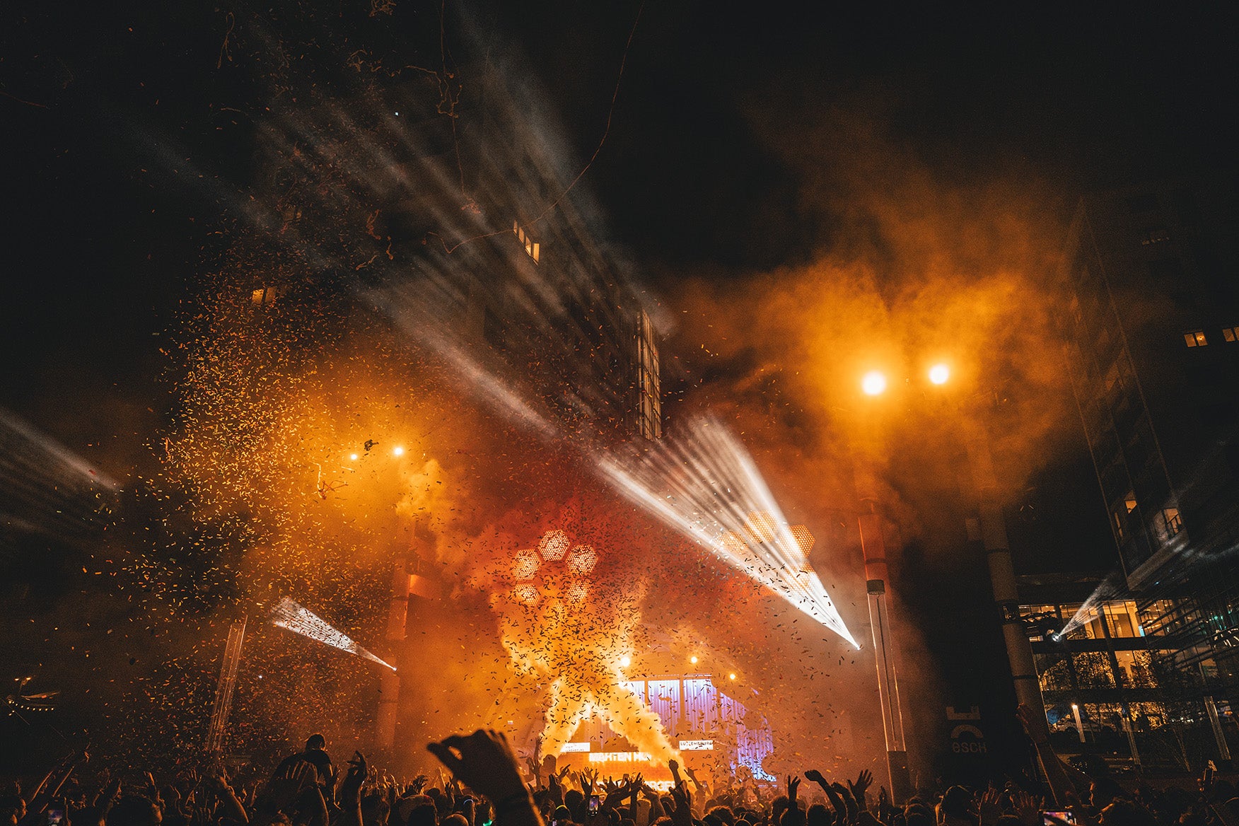 LOA Esch 2023 Mainstage at night 